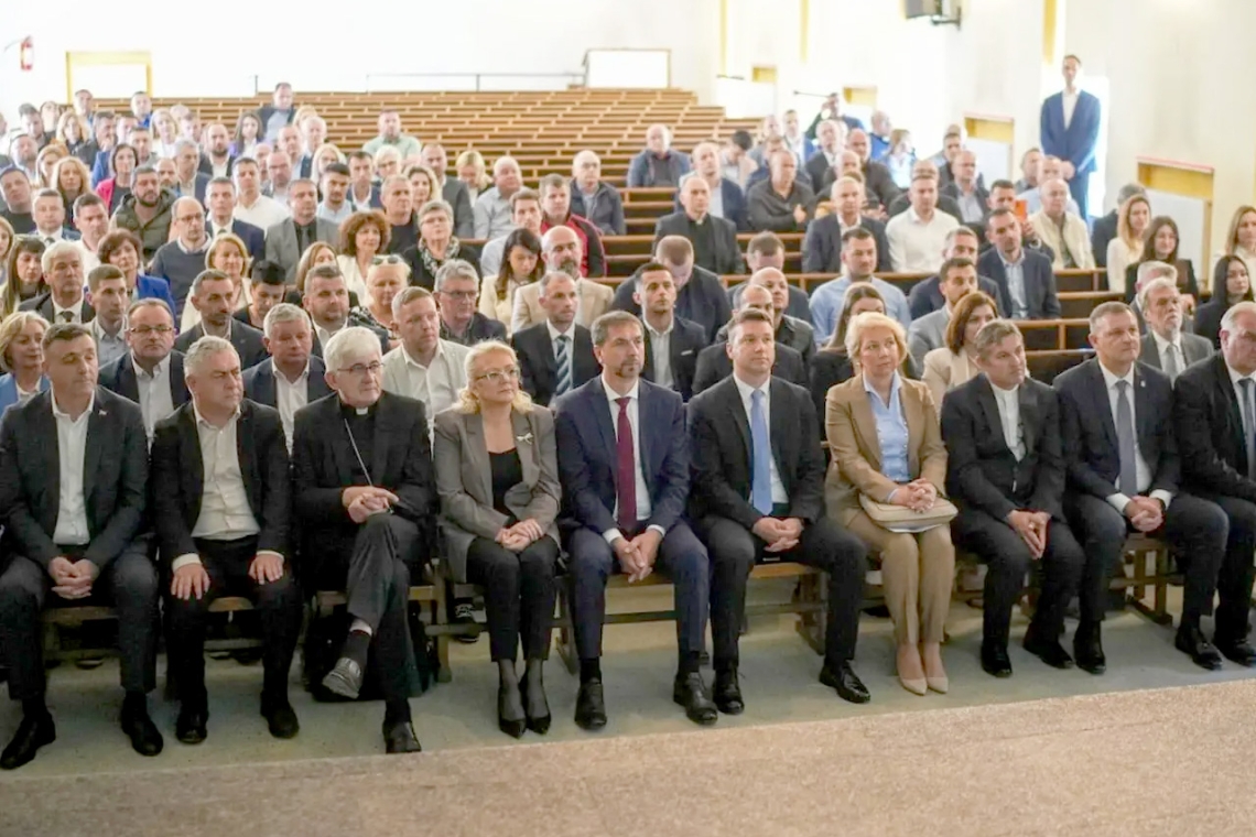 Načelnik nazočio svečanosti uručenja ugovora o financiranju u okviru Programa prekogranične suradnj