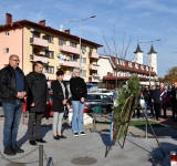 Povodom obilježavanja blagdana Svih svetih i Dušnog dana položeni vijenci i zapaljene svijeće za sve poginule branitelje