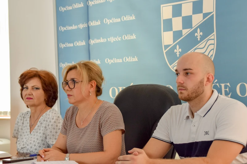 slika 1