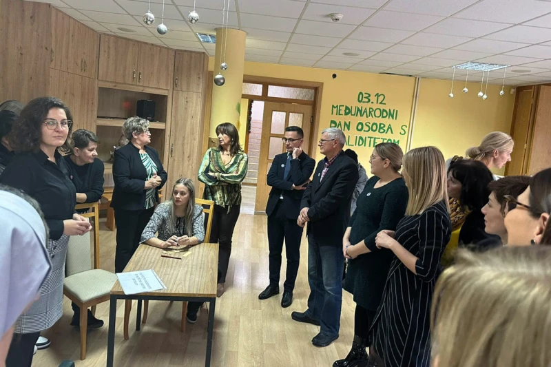 kuca nade odzak