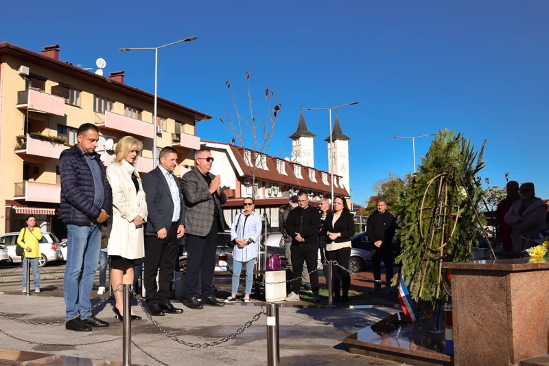 odzak svi sveti polaganje vijenaca